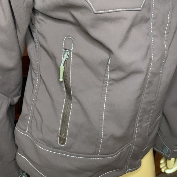 Cloudveil western Softshell Jacket with Removable Powder Skirt - Picture 4 of 12